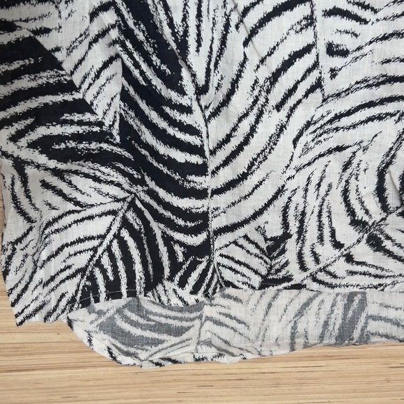 NWT Cynthia Rowley NY Courbe 100% Linen Top Women’s 2X Leaf Print Short Sleeve - Picture 3 of 6